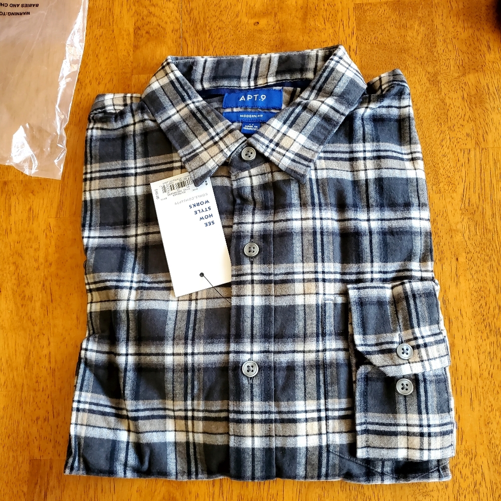 Mens long sleeve shirt Medium